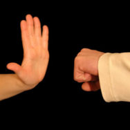 Завершена подготовка к ратификации Стамбульской конвенции Совета Европы о предотвращении и борьбе с насилием в отношении женщин и домашним насилием в Украине