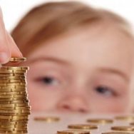 Алименты начнут определять исходя из расходов родителя