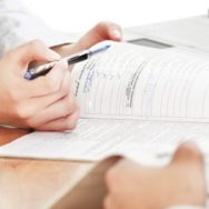 Лицензии на розничную продажу алкоголя и табака будут выдавать ЦОП при ГФС