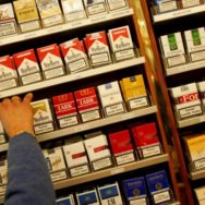 Правила продажи сигарет хотят изменить