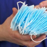 У парках та скверах можна ходити без масок, внесено зміни до Постанови